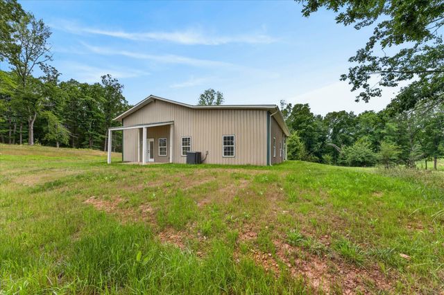 776 Norris Hollow Rd, Vanleer, TN 37181