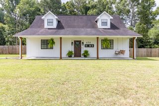 474 Lake Howard Road, Lafayette, GA 30728