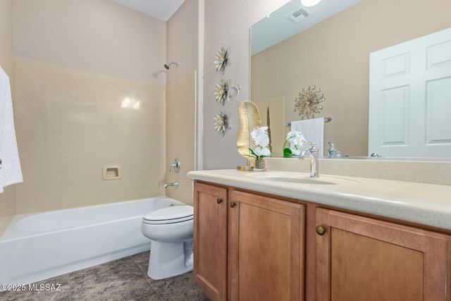 13975 E Stanhope Boulevard, Vail, AZ 85641