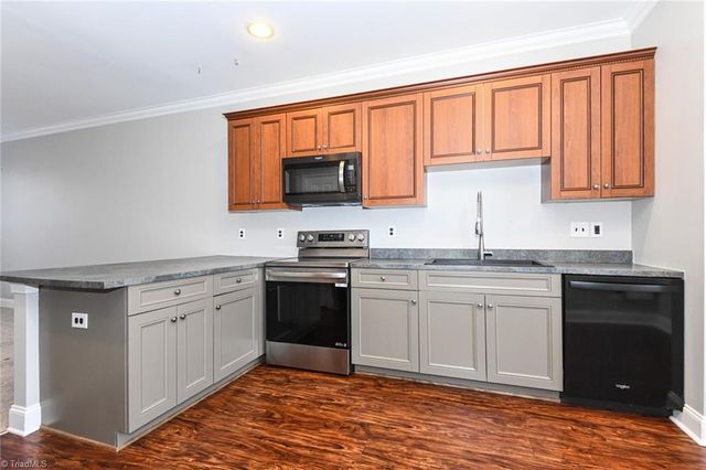 1 Abelia Court, Greensboro, NC 27455