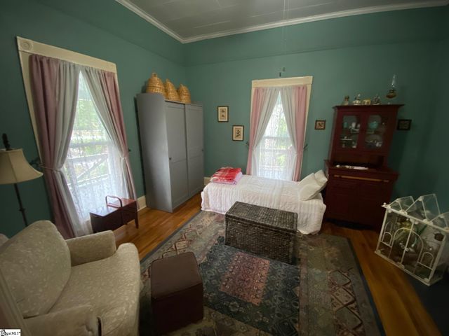 657 S Harper Street, Laurens, SC 29360