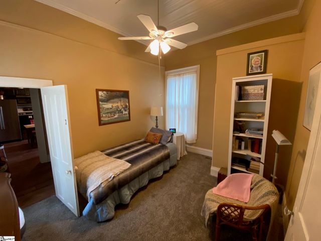 657 S Harper Street, Laurens, SC 29360