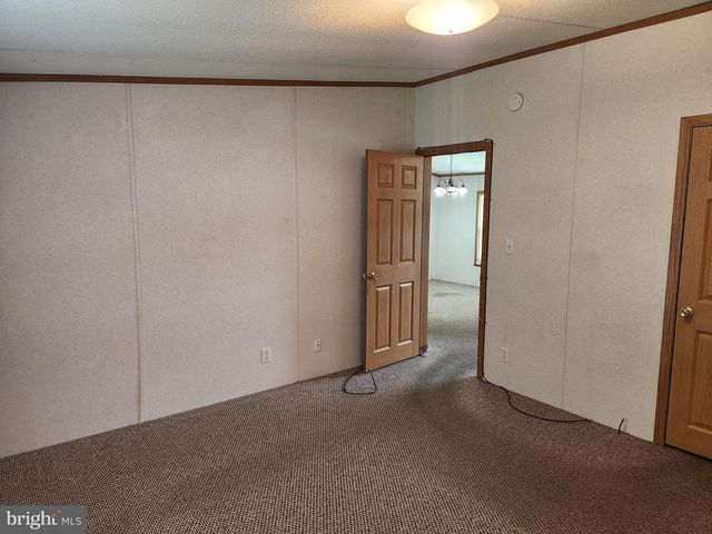 1207 MOUNT GRETNA RD, Elizabethtown, PA 17022