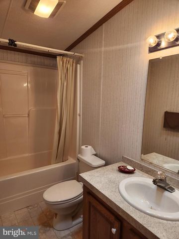 1207 MOUNT GRETNA RD, Elizabethtown, PA 17022