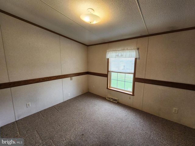 1207 MOUNT GRETNA RD, Elizabethtown, PA 17022