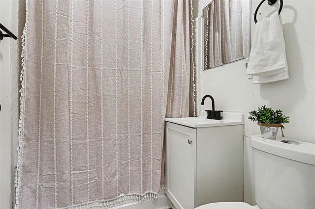 1013 Trimble Avenue, Kalamazoo, MI 49048