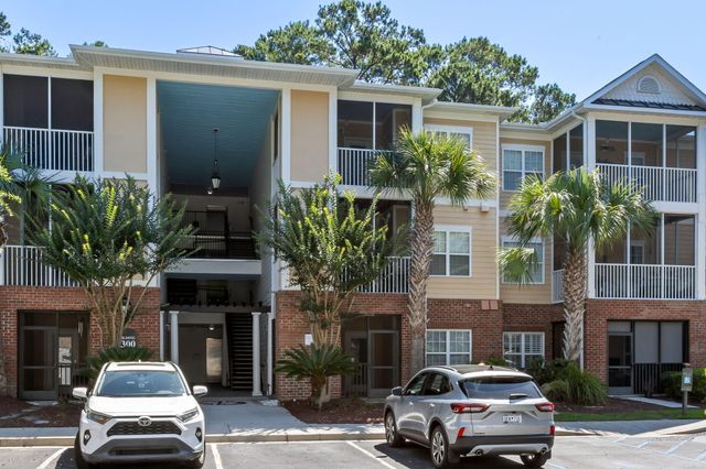 1301 Basildon Road, Mount Pleasant, SC 29466