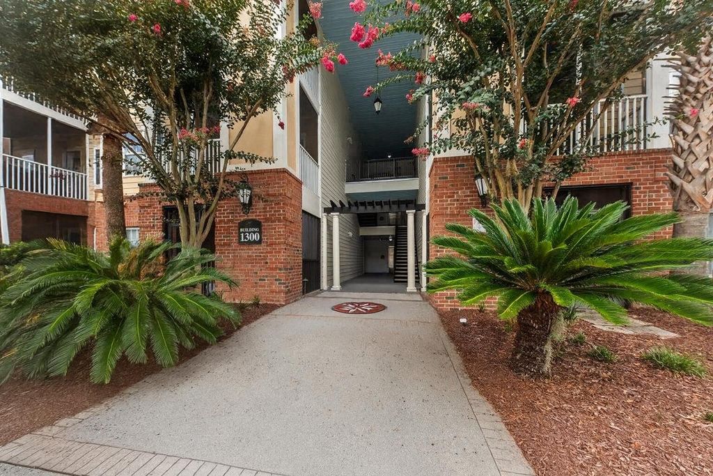 1301 Basildon Road, Mount Pleasant, SC 29466