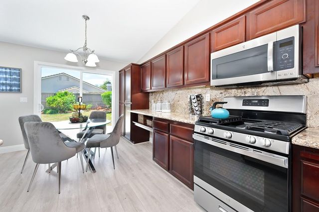 11724 Azalea Garden Way, Rancho Cordova, CA 95742