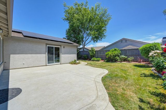 11724 Azalea Garden Way, Rancho Cordova, CA 95742