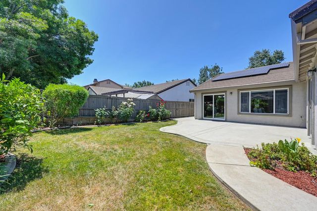 11724 Azalea Garden Way, Rancho Cordova, CA 95742