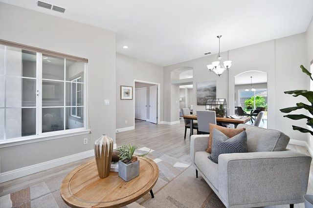 11724 Azalea Garden Way, Rancho Cordova, CA 95742