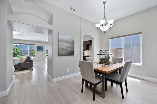 11724 Azalea Garden Way, Rancho Cordova, CA 95742