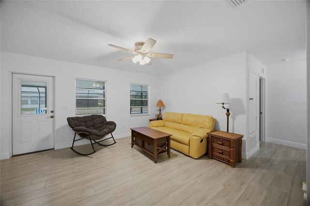 2971 FOREST CIRCLE, Seffner, FL 33584