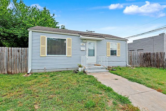 321 E Kinkaid Ave, Wichita, KS 67211