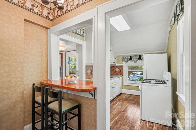 415 W 5th Avenue, Gastonia, NC 28052