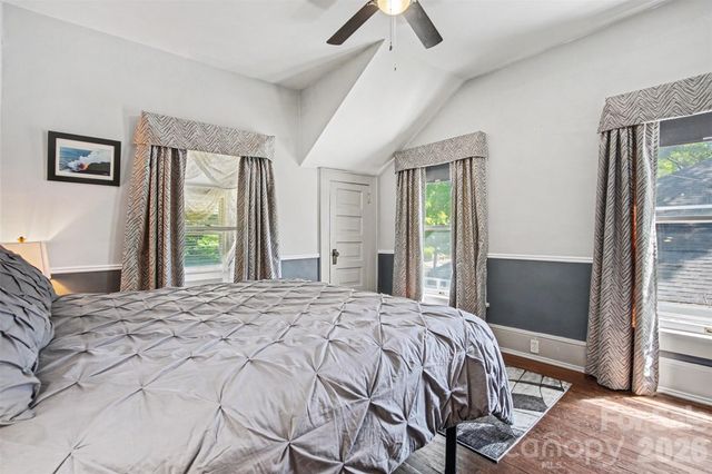 415 W 5th Avenue, Gastonia, NC 28052