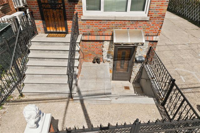 2328 Williamsbridge Road, Bronx, NY 10469