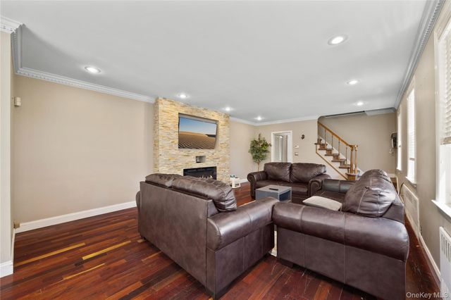 2328 Williamsbridge Road, Bronx, NY 10469