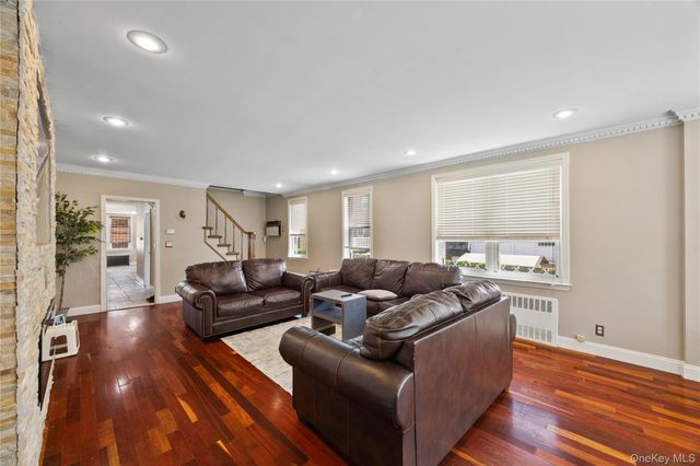 2328 Williamsbridge Road, Bronx, NY 10469