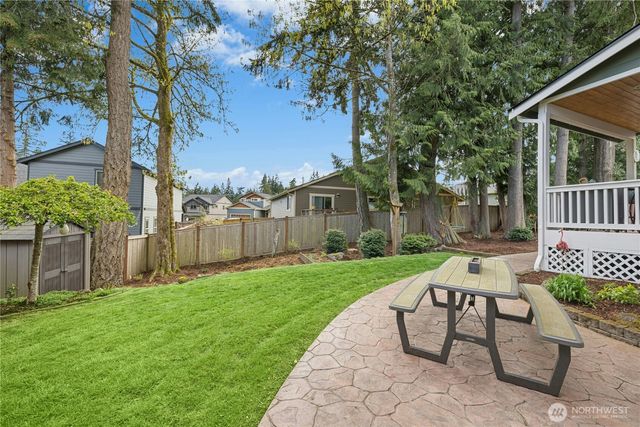2517 NE Kevos Pond Drive, Poulsbo, WA 98370