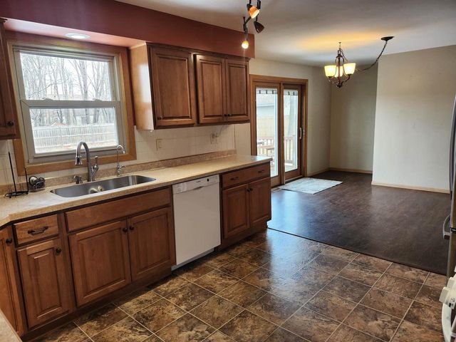 5526 ELLIS STREET, Stevens Point, WI 54481