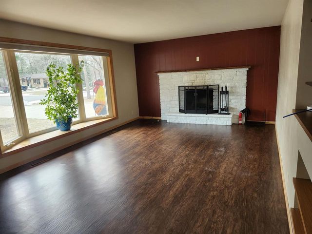 5526 ELLIS STREET, Stevens Point, WI 54481