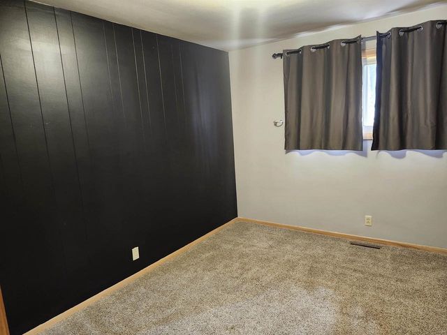 5526 ELLIS STREET, Stevens Point, WI 54481