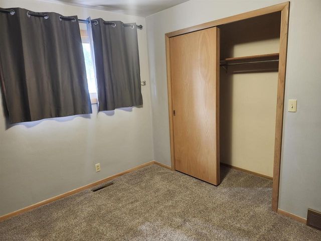 5526 ELLIS STREET, Stevens Point, WI 54481