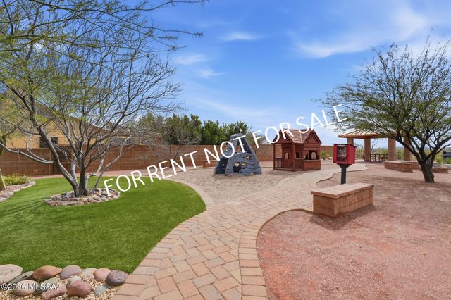 9960 E Banister Drive, Tucson, AZ 85730