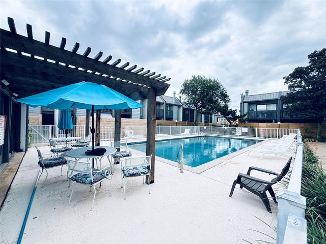 5633 S Rice Avenue, Houston, TX 77081