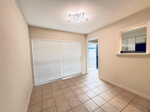 5633 S Rice Avenue, Houston, TX 77081