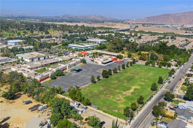 1820 Julie Drive, Riverside, CA 92504