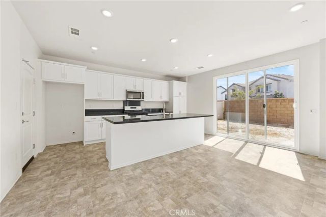 1820 Julie Drive, Riverside, CA 92504