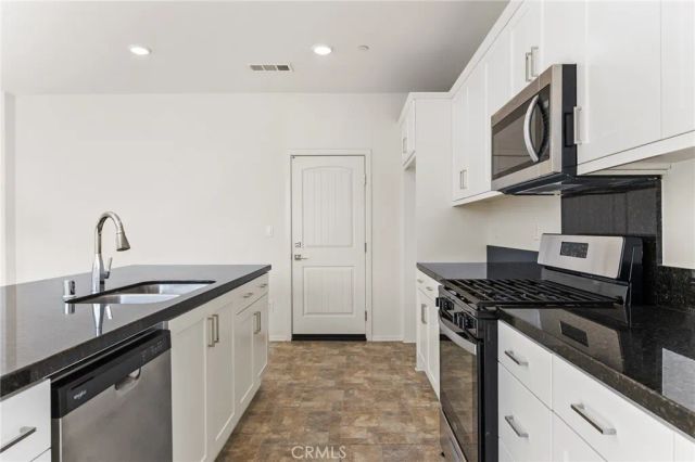 1820 Julie Drive, Riverside, CA 92504