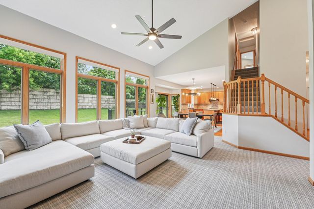 9243 Hillsboro Way, Savage, MN 55378