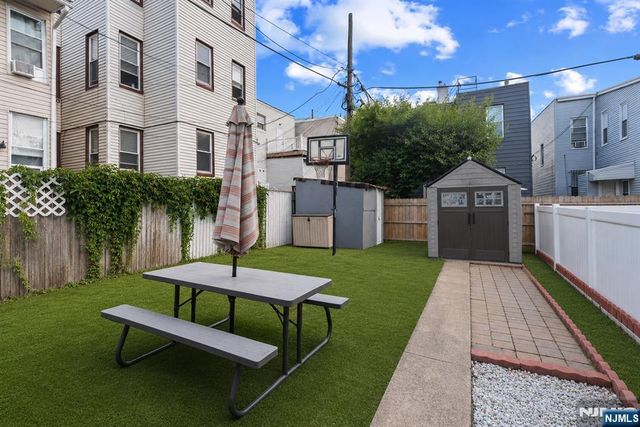 609 38th Street, Union City, NJ 07087