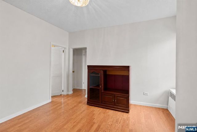 609 38th Street, Union City, NJ 07087