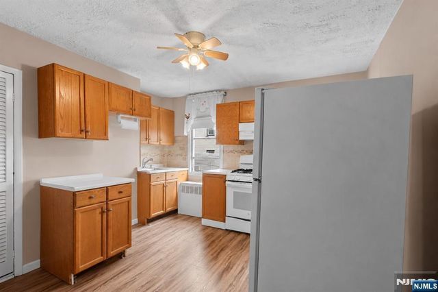 609 38th Street, Union City, NJ 07087
