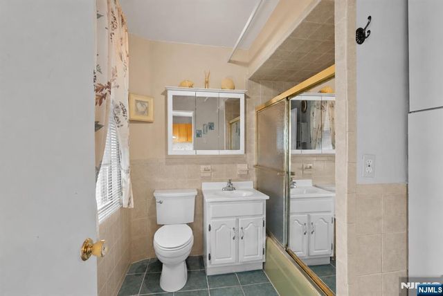 609 38th Street, Union City, NJ 07087