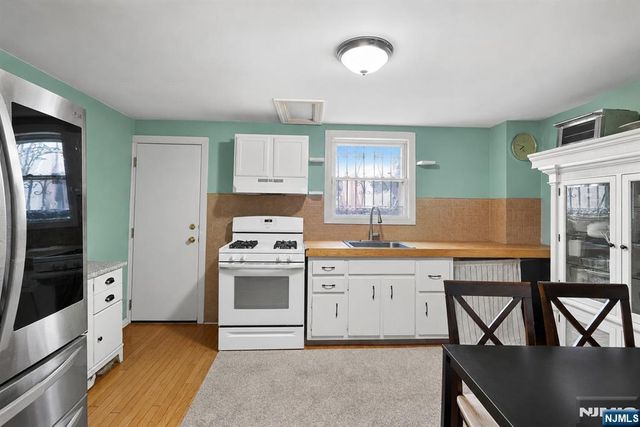609 38th Street, Union City, NJ 07087