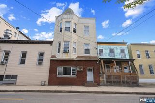 609 38th Street, Union City, NJ 07087