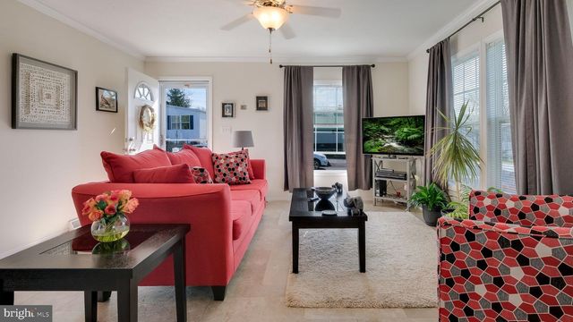 154 HILLSIDE CT, North Wales, PA 19454