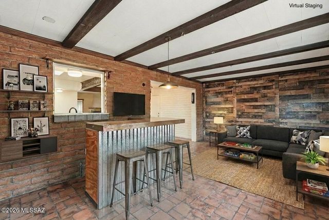 991 S La Bellota, Green Valley, AZ 85614