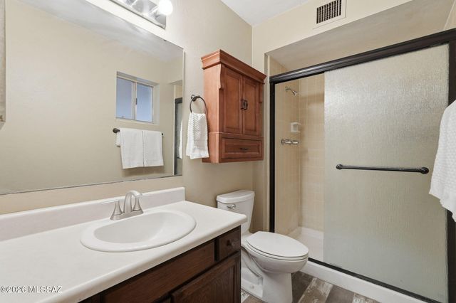 991 S La Bellota, Green Valley, AZ 85614