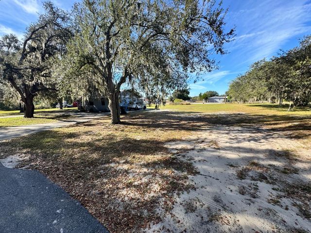 6230 LAKE LUTHER ROAD, Lakeland, FL 33805