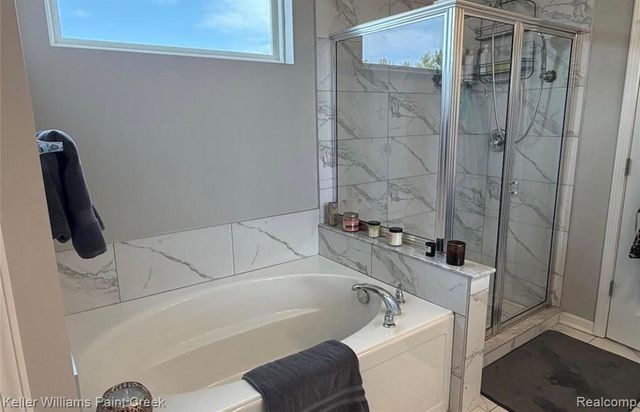 16089 Diamante Drive, Macomb, MI 48044