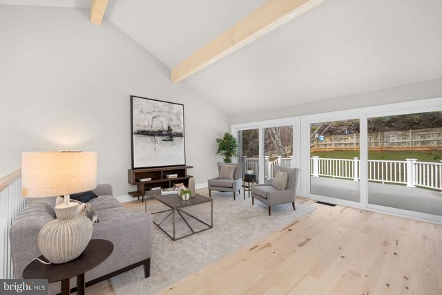 9313 COPENHAVER DR, Potomac, MD 20854