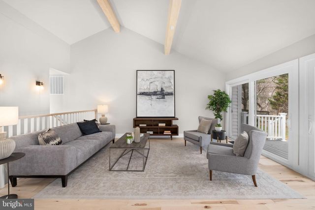 9313 COPENHAVER DR, Potomac, MD 20854