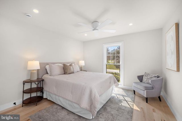 9313 COPENHAVER DR, Potomac, MD 20854